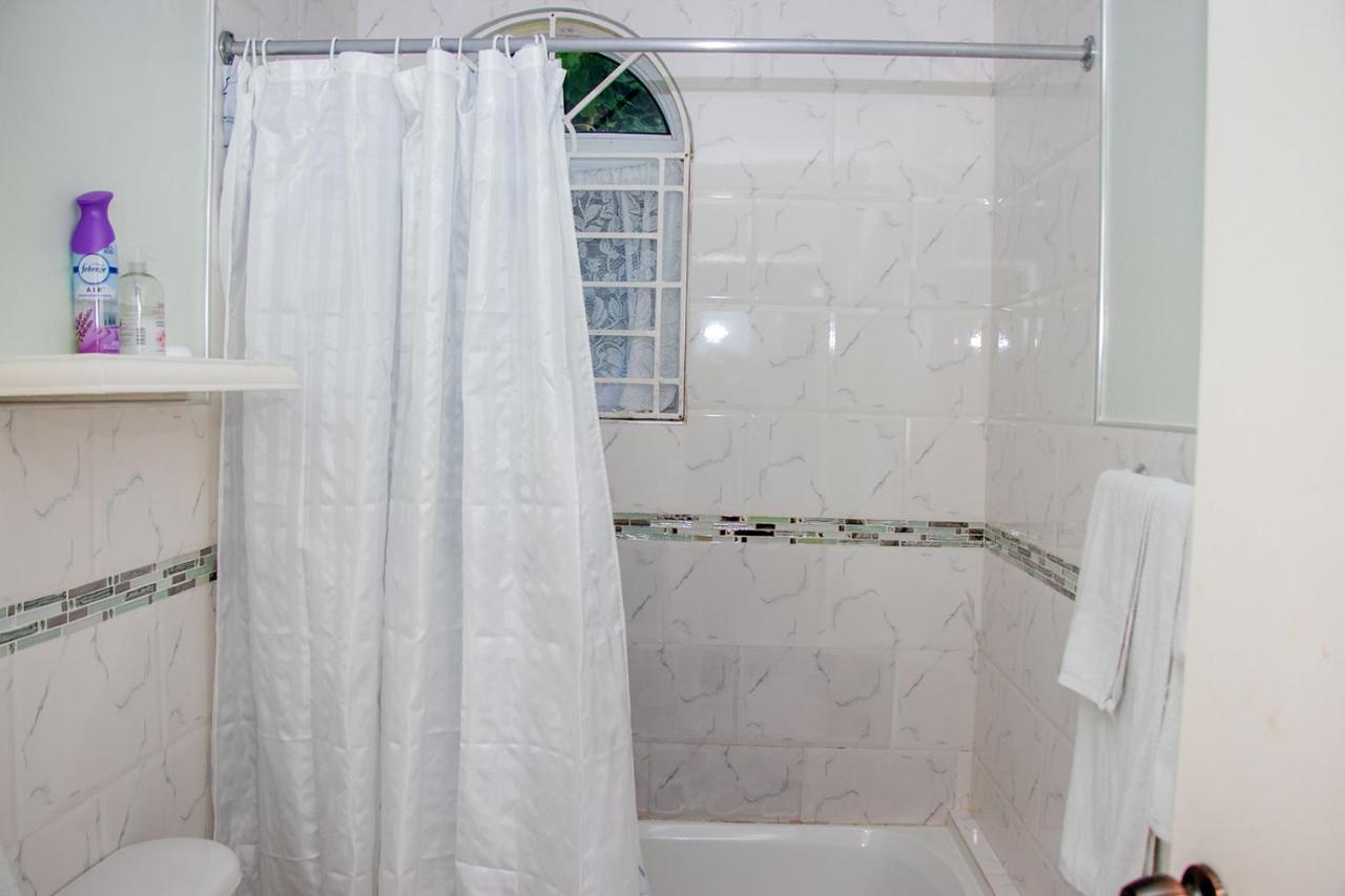 Elegant Condo Awesome View Очо Риос Екстериор снимка